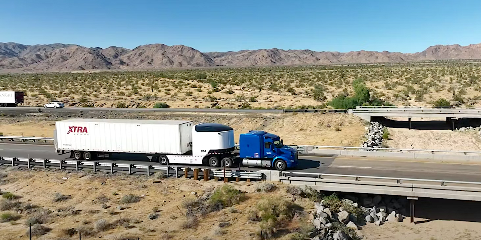 Hybrid electric trailer; by Revoy.