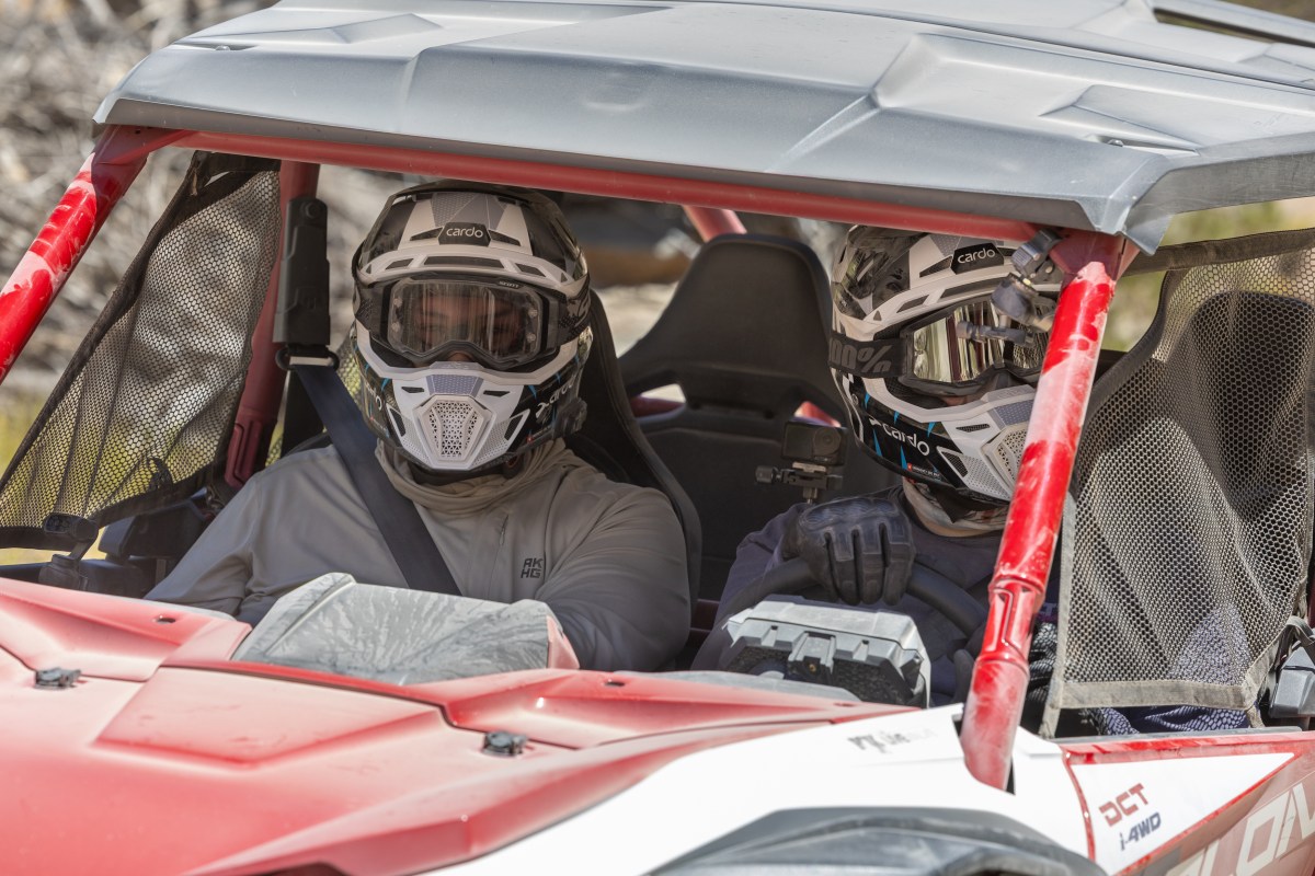 Cardo's Venture Helmet: The Trail's First Full-Time Conversation