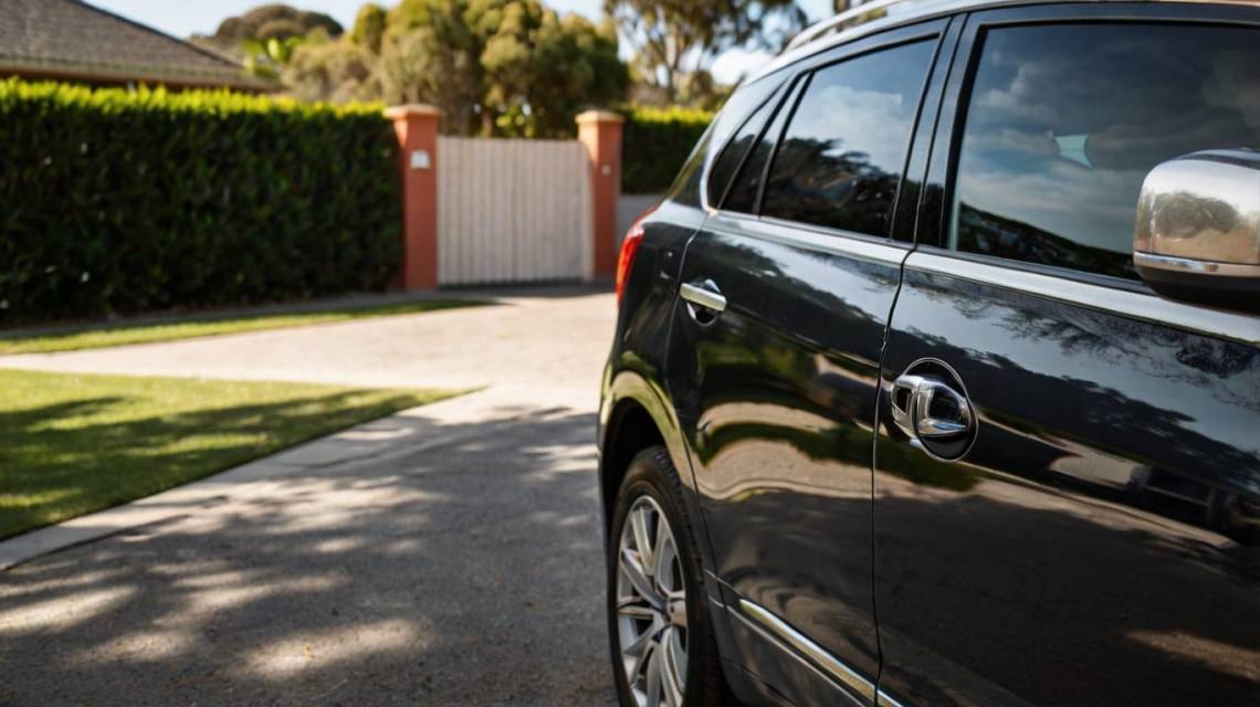 Keyless Car Hacking: How Thieves Get In and the Fixes That Keep Them Out